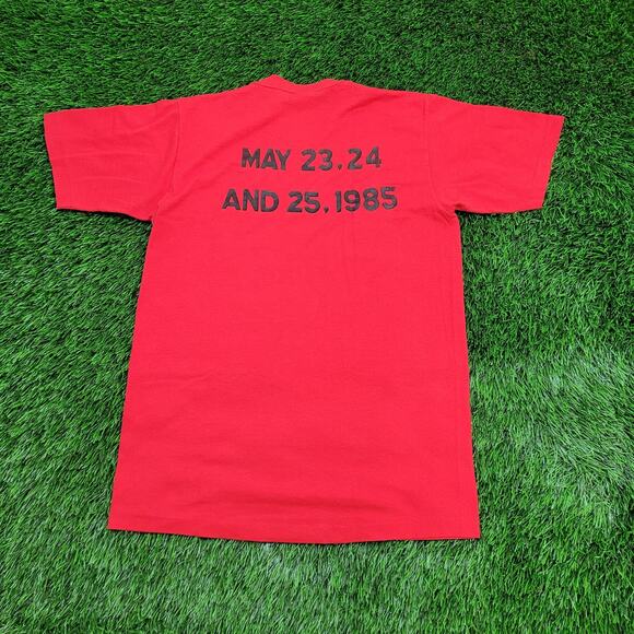 Vintage 1985 Grease Musical Rock Shirt Small 18x25 Crop USA - Picture 2 of 13